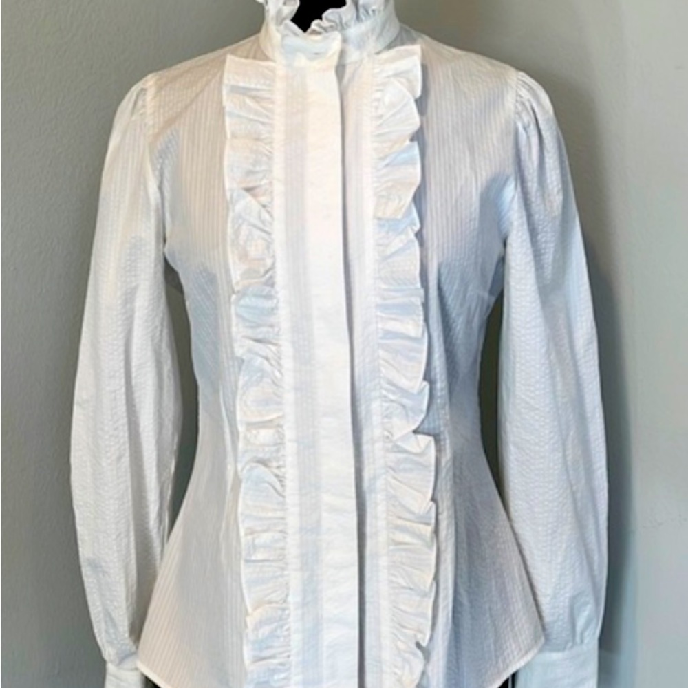 LIKE NEW ALEXACHUNG Ruffled trim white cotton shirt Size 8